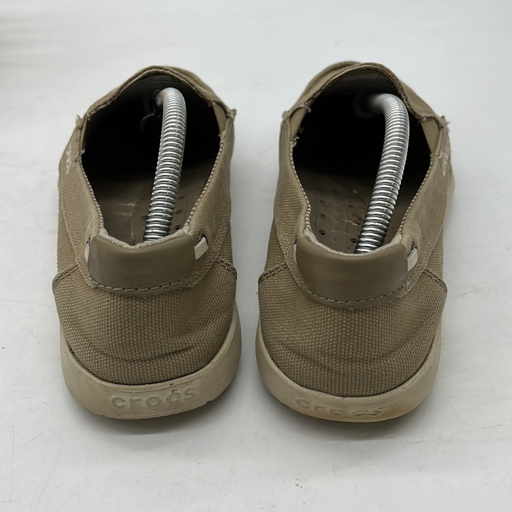 Crocs tan canvas slip on loafers size 7. CR8657D - Picture 4 of 8